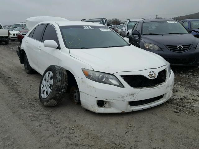 4T1BK3EK0BU612835 - 2011 TOYOTA CAMRY SE WHITE photo 1