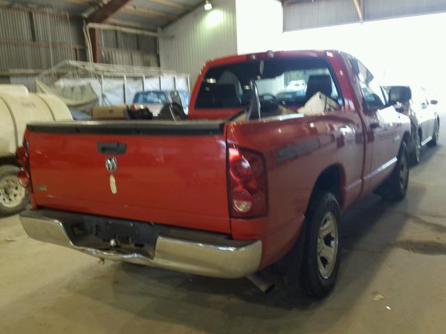 1D7HA16N98J215705 - 2008 DODGE RAM 1500 S RED photo 4