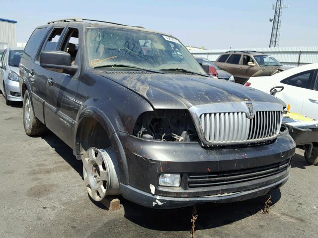 5LMFU28565LJ03951 - 2005 LINCOLN NAVIGATOR 棕色 照片 1