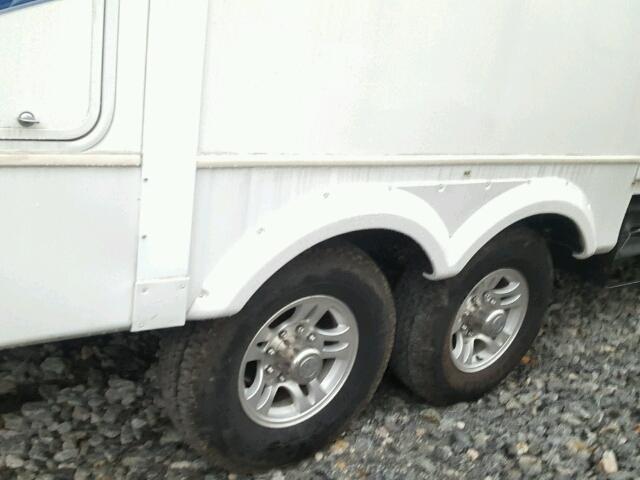 4YDF34523CE760608 - 2012 KEYSTONE TRAILER WHITE photo 7