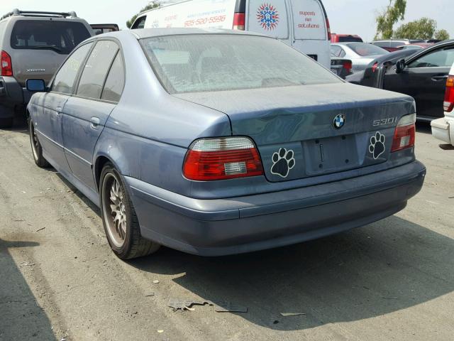 WBADT63422CH96701 - 2002 BMW 530 I AUTO BLUE photo 3