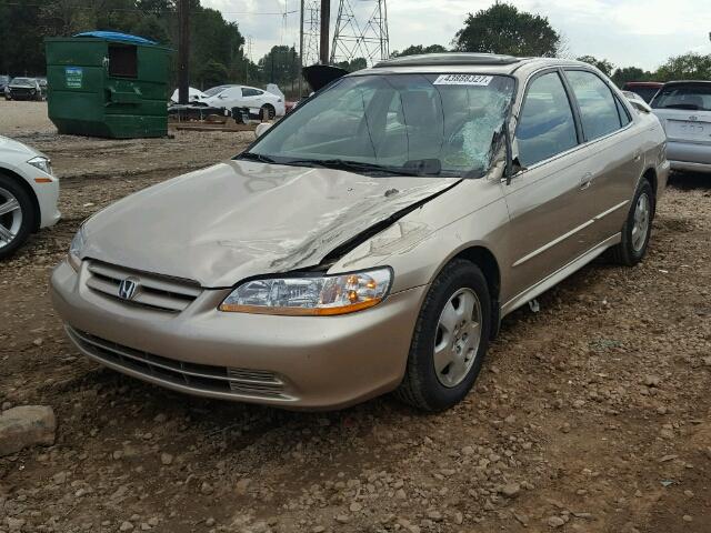 1HGCG16592A039119 - 2002 HONDA ACCORD EX GOLD photo 2