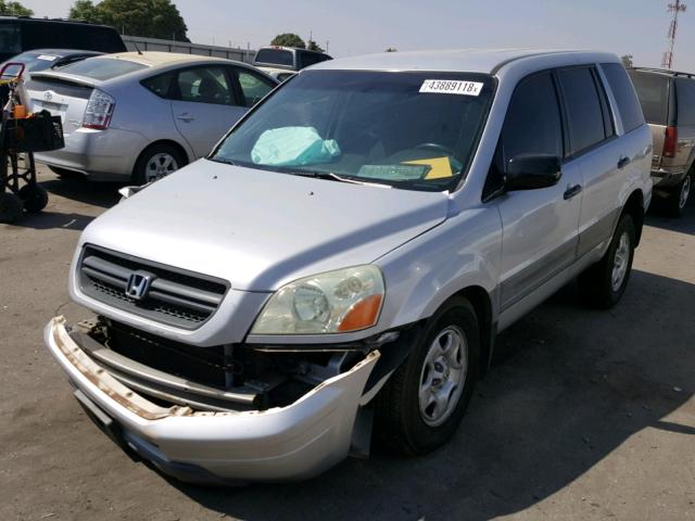 2HKYF18114H548909 - 2004 HONDA PILOT LX SILVER photo 2