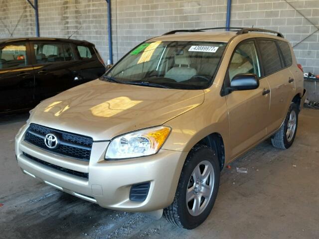 JTMZF4DVXB5035587 - 2011 TOYOTA RAV4 GOLD photo 2