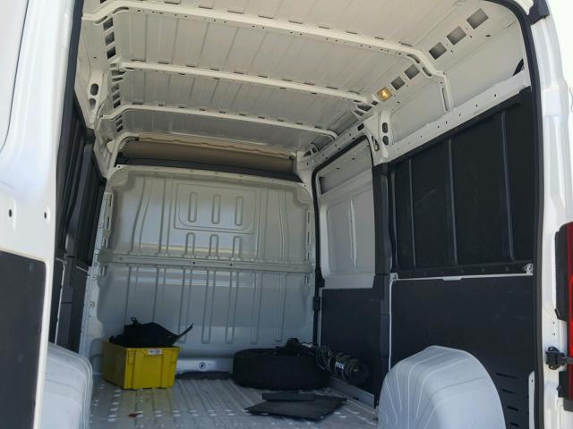 3C6TRVCG7JE138773 - 2018 RAM PROMASTER 白色 照片 6