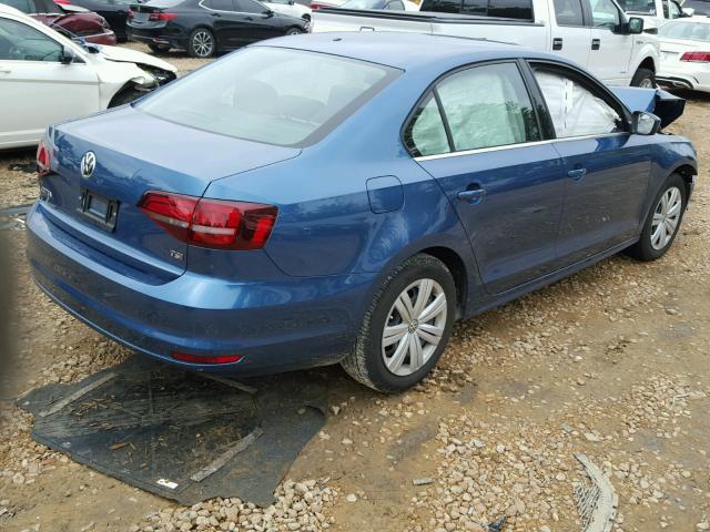 3VW2B7AJ7HM214363 - 2017 VOLKSWAGEN JETTA S BLUE photo 4