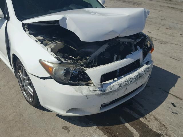 JTKDE177260142413 - 2006 TOYOTA SCION TC 白色 照片 9