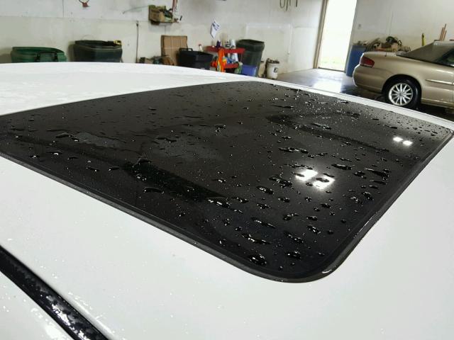 1G1ZC5EBXAF261147 - 2010 CHEVROLET MALIBU 1LT თეთრი ფოტო 9