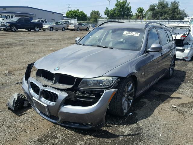 WBAUT93519A190710 - 2009 BMW 328 IT GRAY photo 2