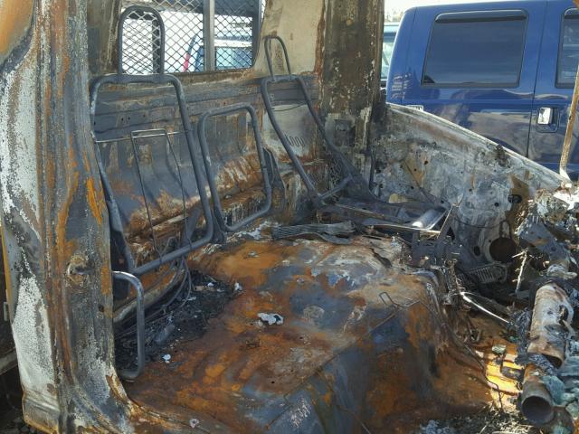 54DB4W1BXFS803794 - 2015 ISUZU NPR BURN photo 6