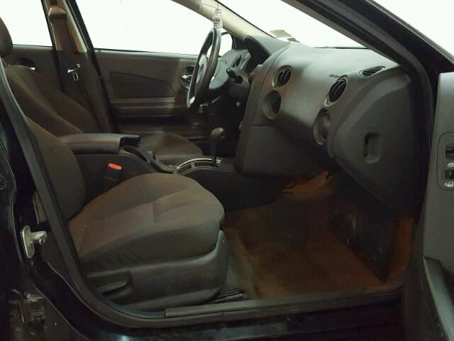 2G2WP522X41245579 - 2004 PONTIAC GRAND PRIX BLACK photo 5