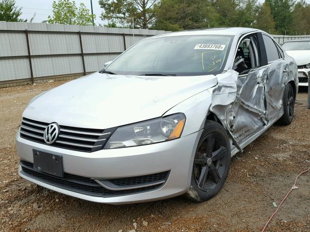 1VWBP7A34DC080376 - 2013 VOLKSWAGEN PASSAT SE SILVER photo 2