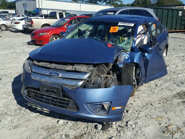 3FAHP0HAXAR340789 - 2010 FORD FUSION SE BLUE photo 2