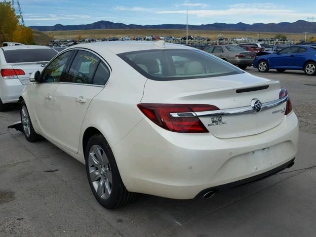 2G4GS5GX8F9132894 - 2015 BUICK REGAL WHITE photo 3