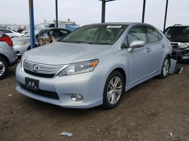 JTHBB1BA6A2014035 - 2010 LEXUS HS 250H SILVER photo 2