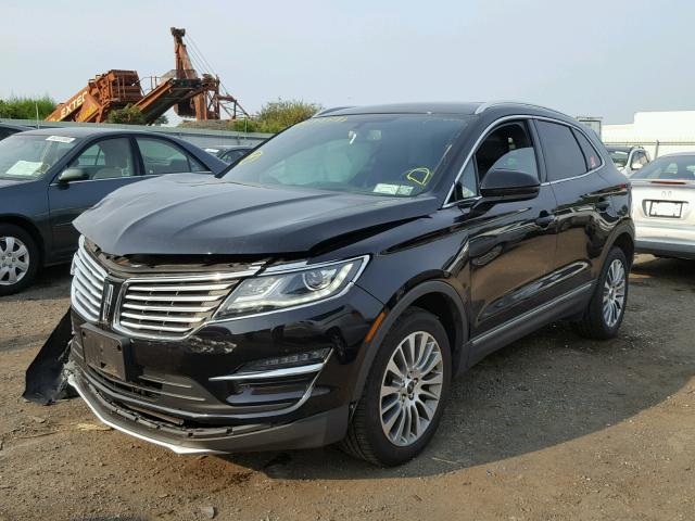 5LMCJ3D92HUL01869 - 2017 LINCOLN MKC RESERV BLACK photo 2