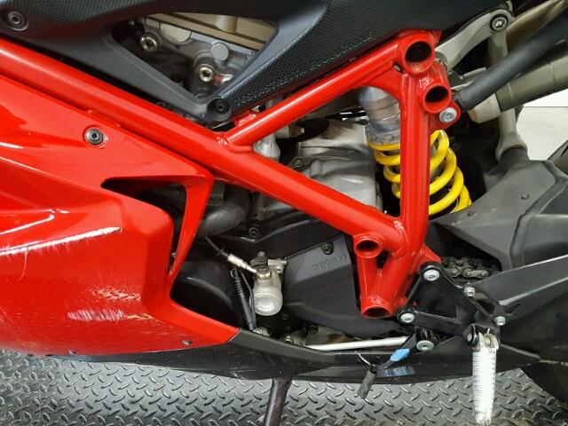 ZDM1XBMV1CB018621 - 2012 DUCATI SUPERBIKE RED photo 6