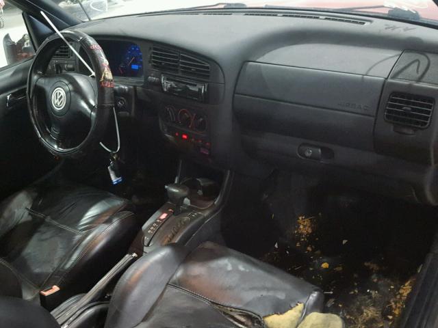3VWDC21V42M814017 - 2002 VOLKSWAGEN CABRIO GLX 红色 照片 9