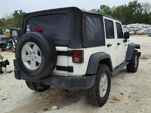 1J4GA39118L608428 - 2008 JEEP WRANGLER U WHITE photo 4