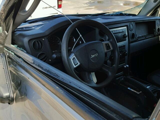 1J8HH48K38C202973 - 2008 JEEP COMMANDER SILVER photo 9