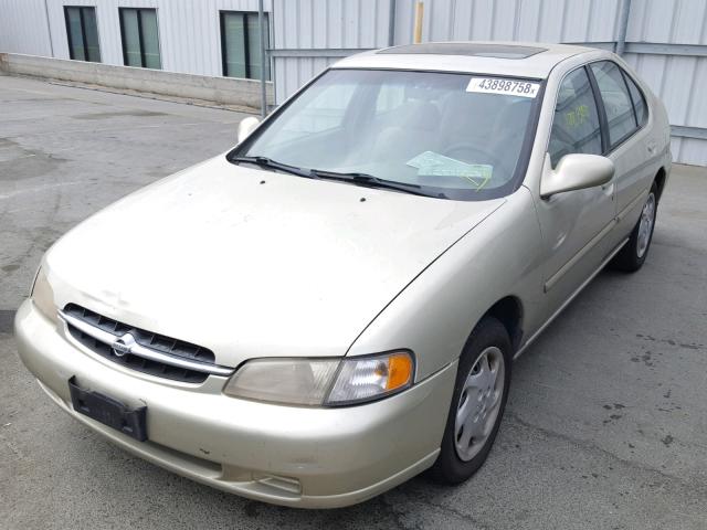 1N4DL01D8XC158255 - 1999 NISSAN ALTIMA XE BEIGE photo 2