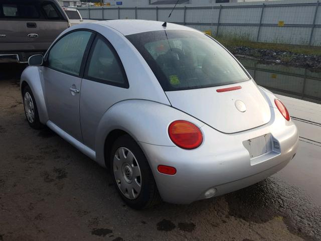 3VWCK21CX2M442342 - 2002 VOLKSWAGEN NEW BEETLE 灰色 照片 3