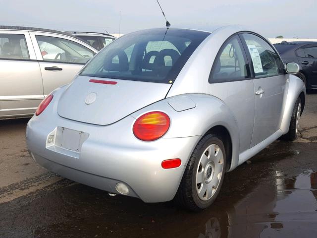 3VWCK21CX2M442342 - 2002 VOLKSWAGEN NEW BEETLE 灰色 照片 4