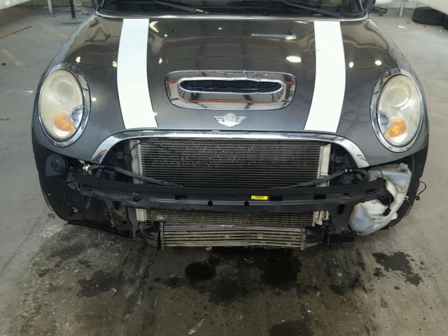 WMWMF735X7TL92930 - 2007 MINI COOPER GRAY photo 9