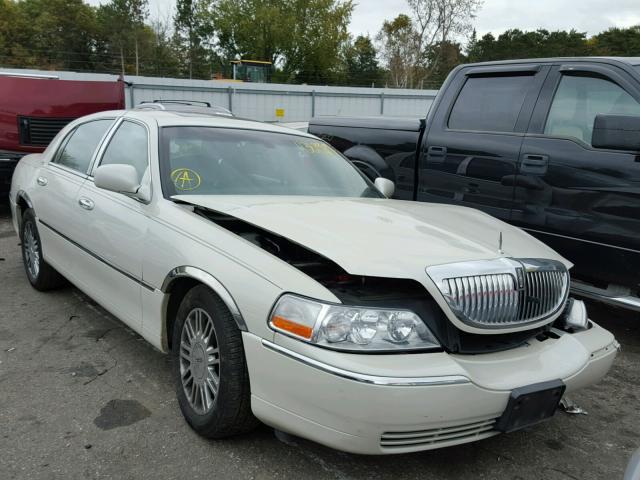 1LNHM82W96Y646523 - 2006 LINCOLN TOWN CAR WHITE photo 1