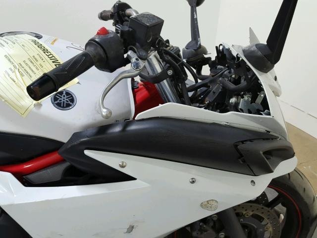 JYARJ18E3DA012522 - 2013 YAMAHA FZ6 R WHITE photo 16