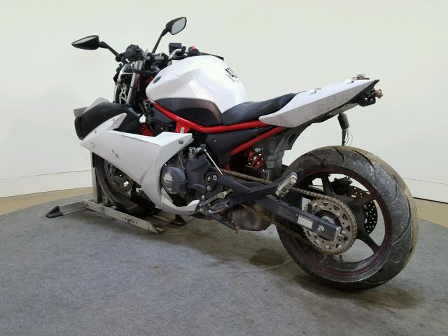 JYARJ18E3DA012522 - 2013 YAMAHA FZ6 R WHITE photo 6