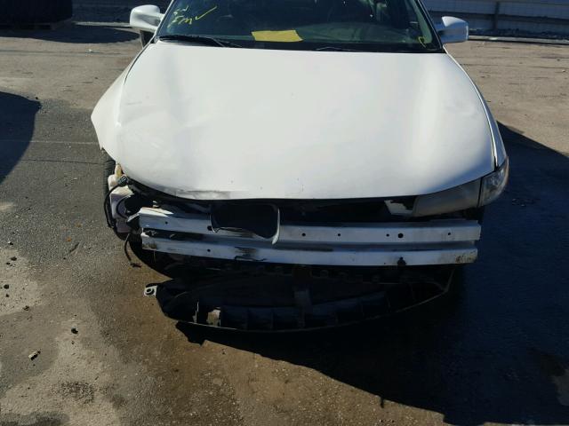 1G2WP52K92F196770 - 2002 PONTIAC GRAND PRIX WHITE photo 9