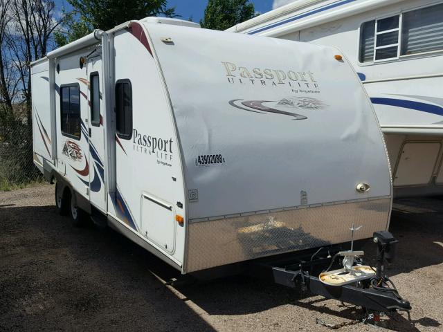 4YDT25026AT412409 - 2010 KEYSTONE PASSPORT 白色 照片 1