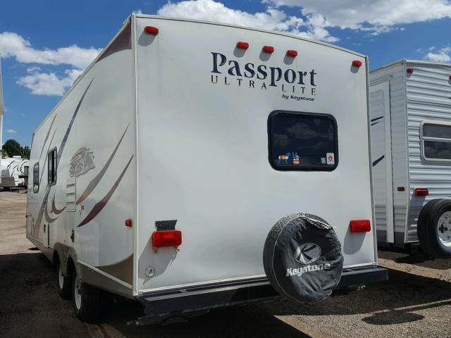 4YDT25026AT412409 - 2010 KEYSTONE PASSPORT 白色 照片 3