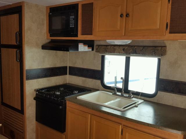 4YDT25026AT412409 - 2010 KEYSTONE PASSPORT 白色 照片 7