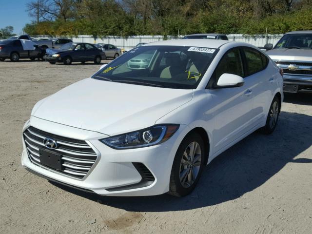 5NPD84LF1HH150604 - 2017 HYUNDAI ELANTRA SE WHITE photo 2