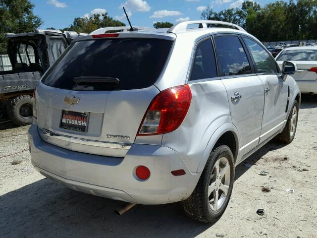 3GNFL3EK0DS510187 - 2013 CHEVROLET CAPTIVA LT SILVER photo 4