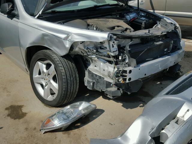 1G1ZB5E07CF204134 - 2012 CHEVROLET MALIBU LS Gümüş foto 9