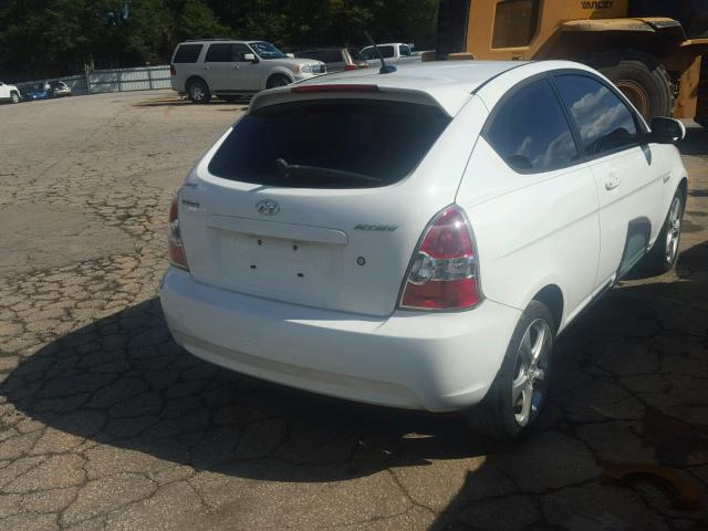 KMHCN3AC3AU154359 - 2010 HYUNDAI ACCENT WHITE photo 4