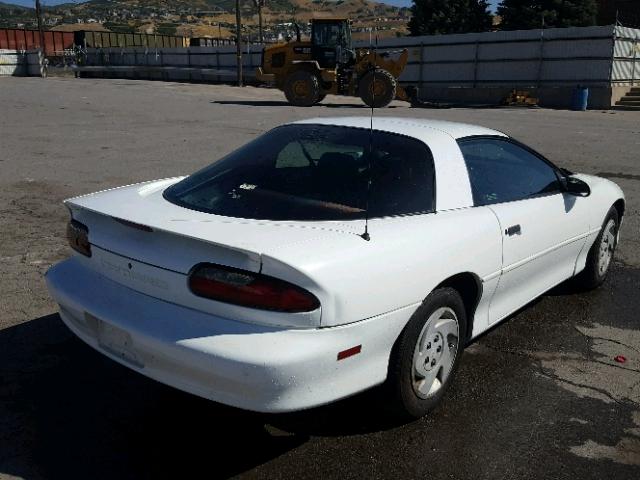 2G1FP22K7T2126710 - 1996 CHEVROLET CAMARO BAS WHITE photo 4