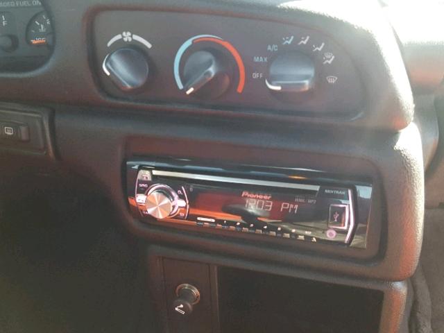 2G1FP22K7T2126710 - 1996 CHEVROLET CAMARO BAS თეთრი ფოტო 9