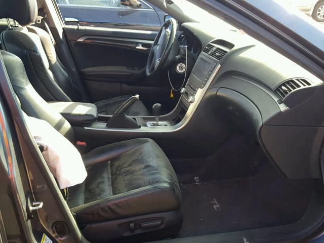 19UUA662X6A070507 - 2006 ACURA 3.2TL GRAY photo 5