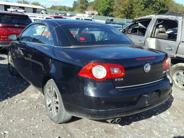 WVWDA71FX7V041355 - 2007 VOLKSWAGEN EOS 2.0T S 黑色 照片 3