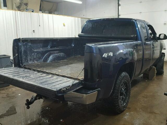 2GTEK19C381101875 - 2008 GMC SIERRA BLUE photo 4