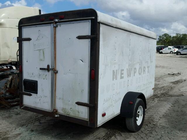 4FPFB1013XG033766 - 1999 UTILITY UTILITY WHITE photo 4