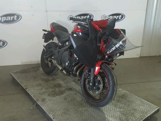 JKAEXEE12GDA22095 - 2016 KAWASAKI EX650 E RED photo 1