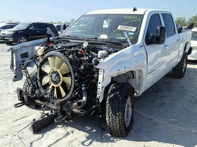 1GT12YE80FF159442 - 2015 GMC SIERRA K25 WHITE photo 2