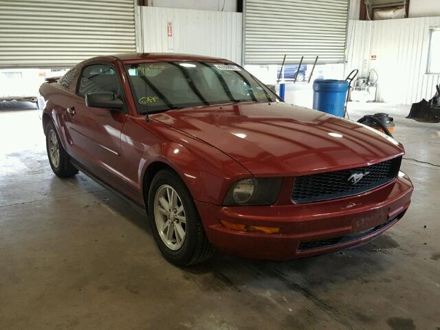 1ZVHT80N585196470 - 2008 FORD MUSTANG RED photo 1