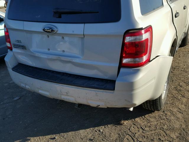 1FMCU03118KA92625 - 2008 FORD ESCAPE TAN photo 9