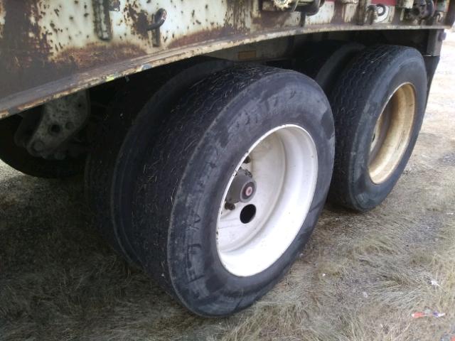 1UYFS2401NC806401 - 1992 UTILITY TRAILER BEIGE photo 8